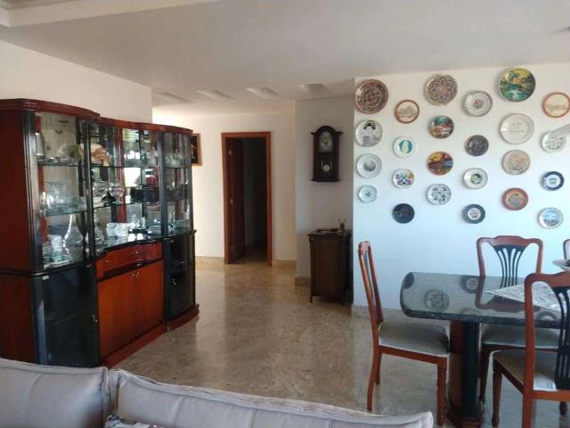 Apartamento venda em Macaé