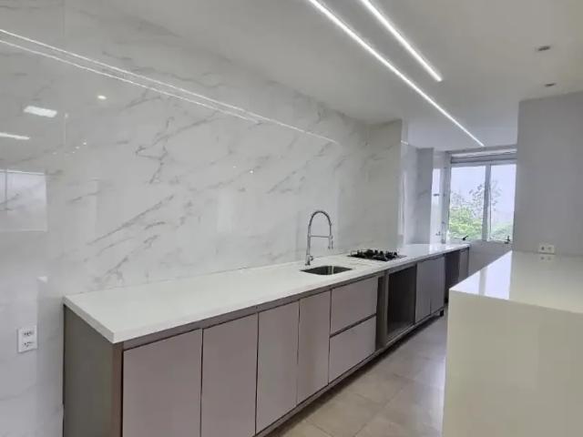 Apartamento venda em Região Geográfica Imediata de Manaus, Itamarati