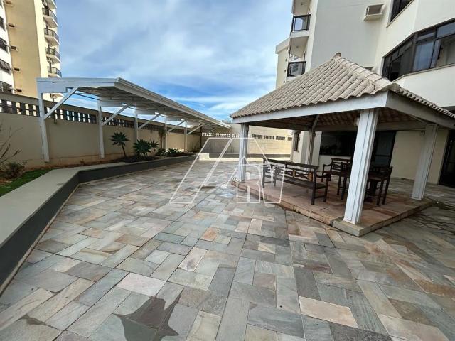 Apartamento venda em Marília