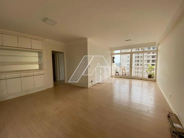 Apartamento venda em Marília