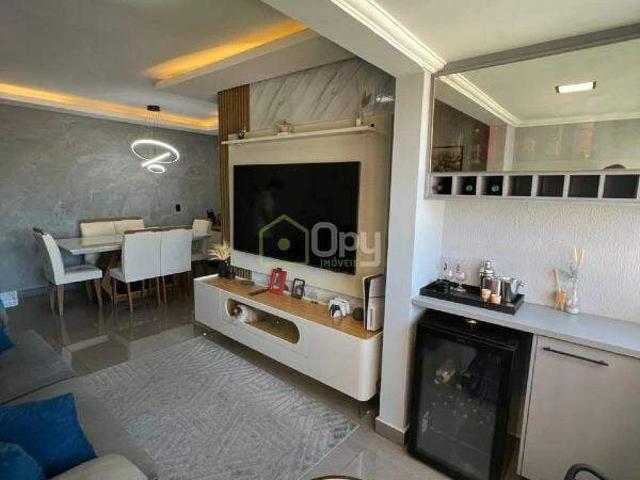Apartamento venda em Marília