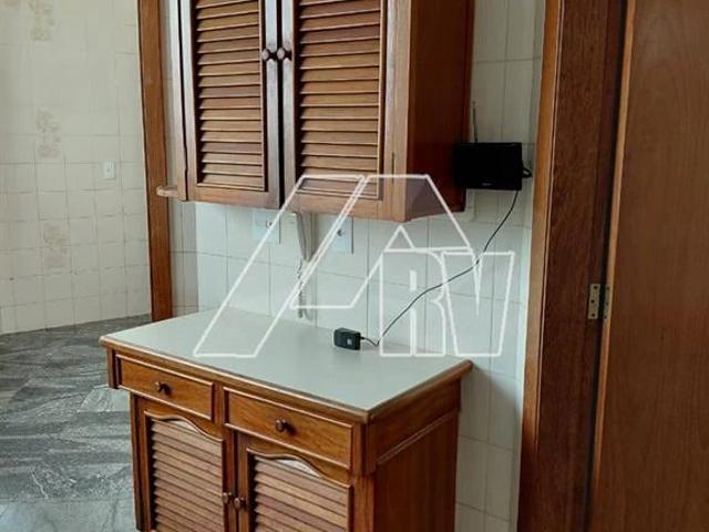 Apartamento venda em Marília