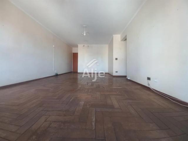 Apartamento venda em Marília