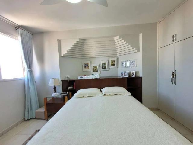 Apartamento venda em Marília