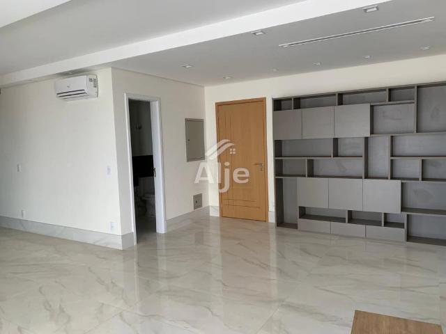 Apartamento venda em Marília