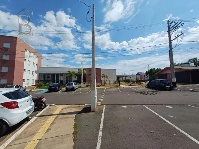 Apartamento venda em Marília