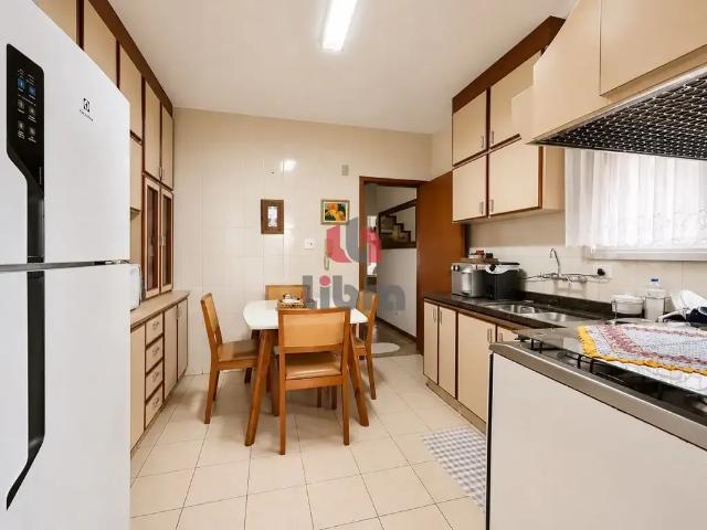 Apartamento venda em Região Geográfica Imediata de Maringá, Maringá