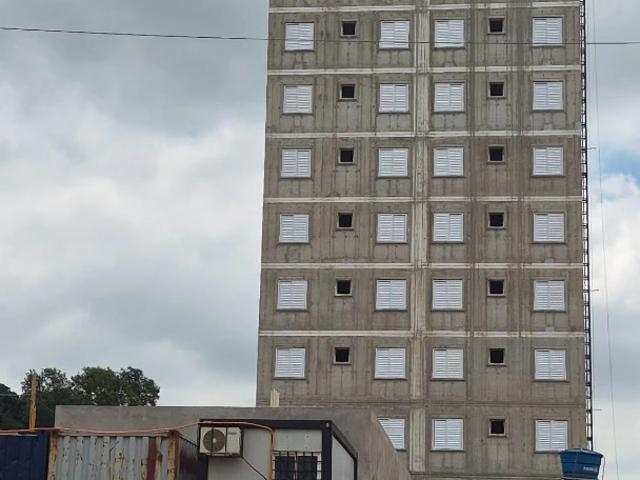 Apartamento venda em Chácaras Aeroporto, Maringá