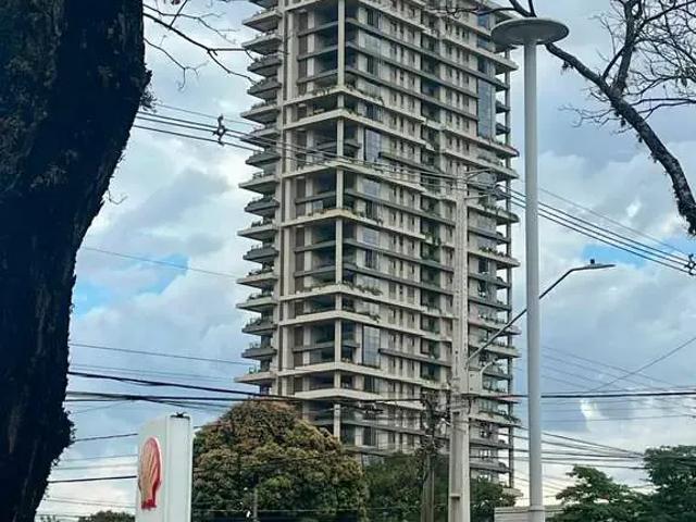 Apartamento venda em Região Geográfica Imediata de Maringá, Maringá