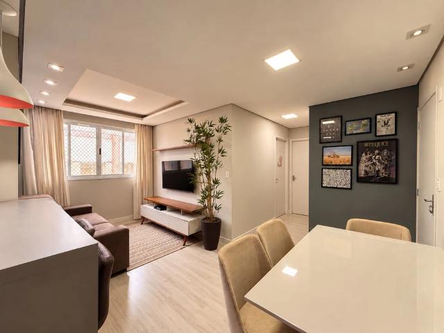 Apartamento venda em Chácaras Alvorada, Maringá