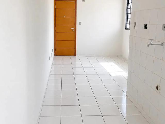 Apartamento venda em Maringá, Região Geográfica Intermediária de Maringá