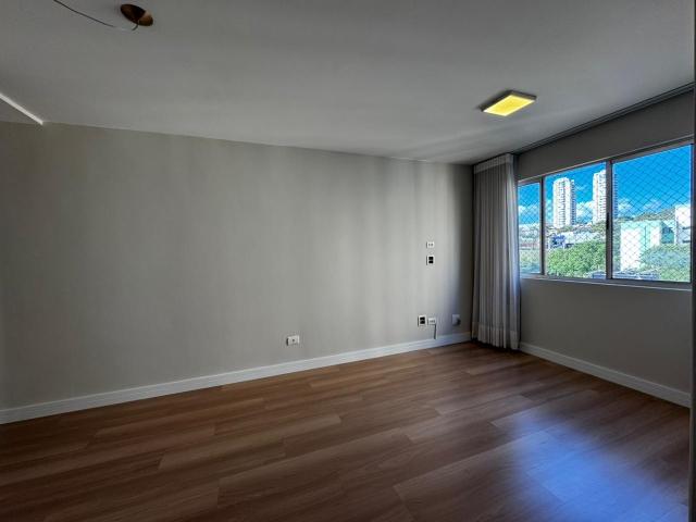 Apartamento venda em Região Geográfica Imediata de Maringá, Maringá