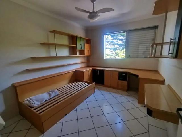 Apartamento venda em Região Geográfica Imediata de Maringá, Maringá
