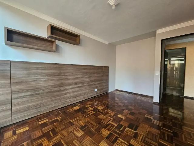 Apartamento venda em Região Geográfica Imediata de Maringá, Maringá