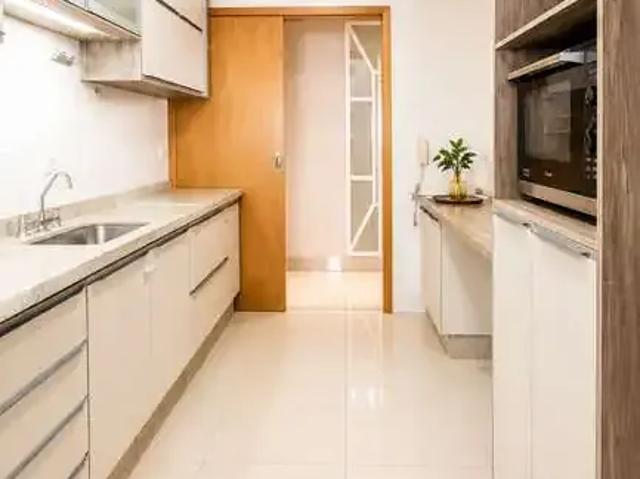 Apartamento venda em Região Geográfica Imediata de Maringá, Maringá
