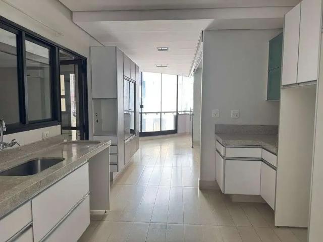 Apartamento venda em Região Geográfica Imediata de Maringá, Maringá
