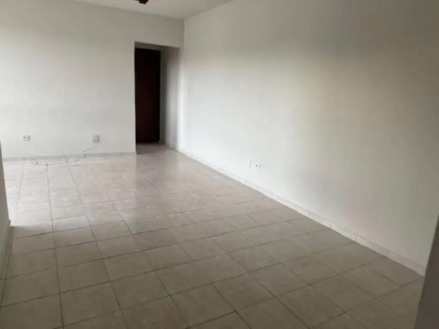 Apartamento venda em Região Geográfica Imediata de Maringá, Maringá