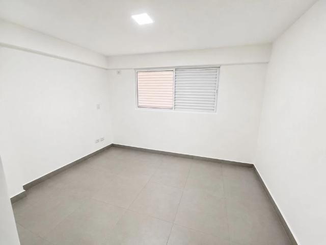 Apartamento venda em Zona 07, Maringá