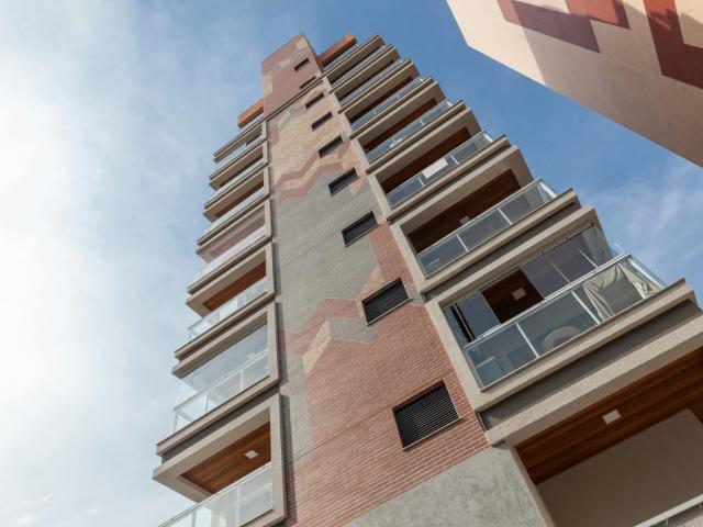 Apartamento venda em Região Geográfica Imediata de Maringá, Maringá