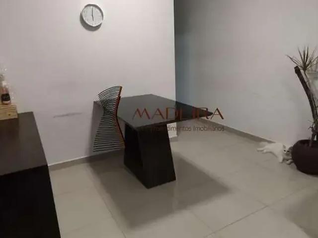 Apartamento venda em Zona 09, Maringá