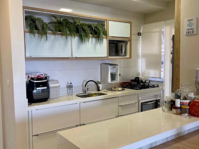 Apartamento venda em Zona 07, Maringá
