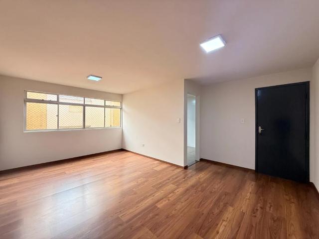 Apartamento venda em Região Geográfica Imediata de Maringá, Maringá