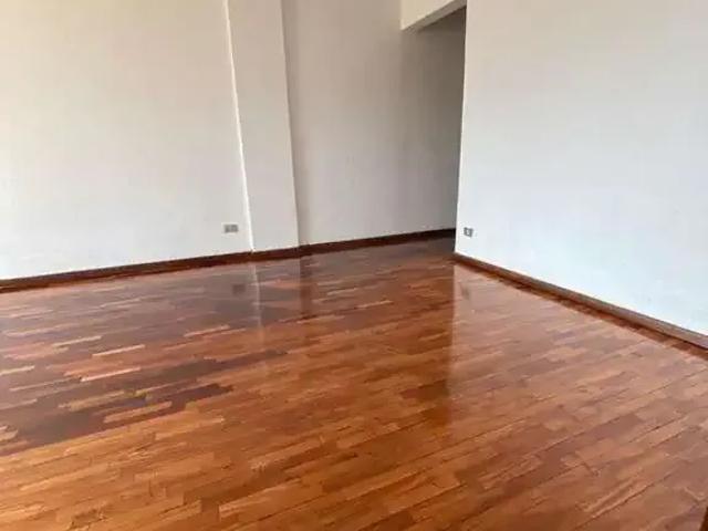 Apartamento venda em Região Geográfica Imediata de Maringá, Maringá