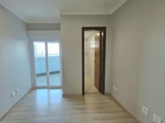 Apartamento venda em Região Geográfica Imediata de Maringá, Maringá