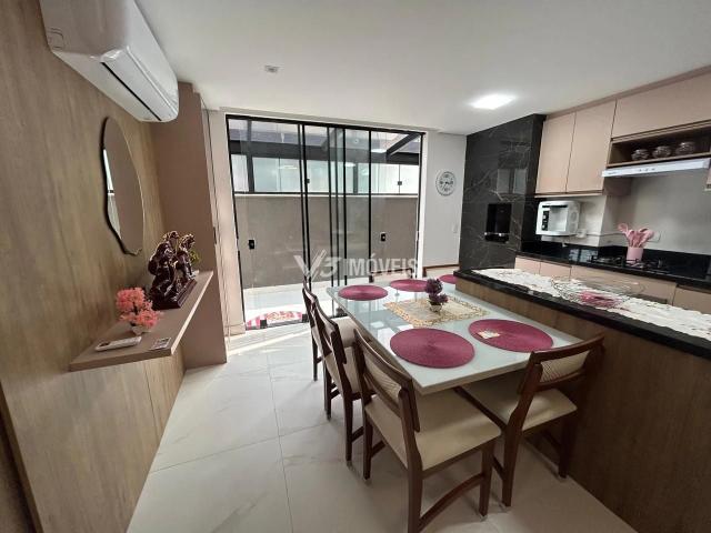 Apartamento venda em Tabuleiro, Matinhos