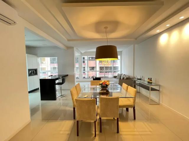 Apartamento venda em Itapema, Centro