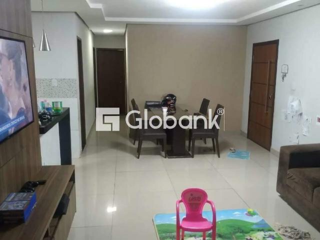 Apartamento venda em Montes Claros, Região Geográfica Intermediária de Montes Claros