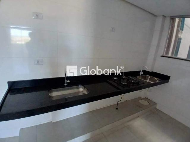Apartamento venda em Montes Claros, Região Geográfica Intermediária de Montes Claros
