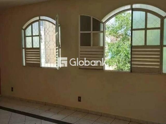 Apartamento venda em Montes Claros, Região Geográfica Intermediária de Montes Claros