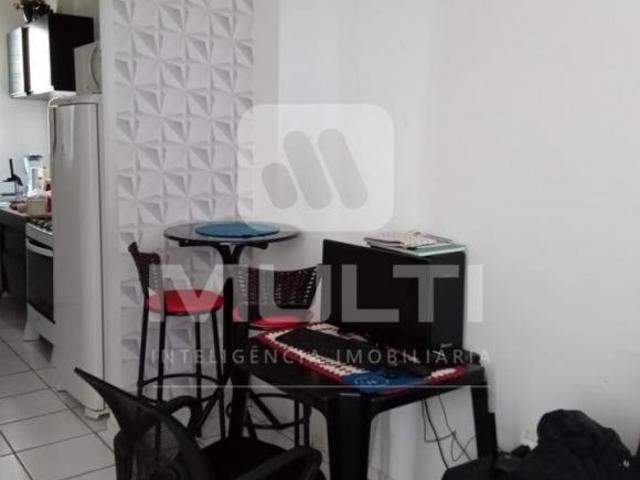 Apartamento venda em Região Geográfica Imediata de Uberlândia, Oliveira Fortes