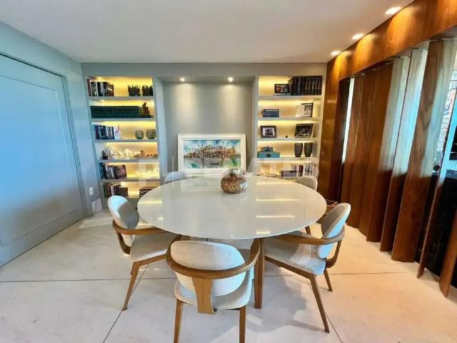 Apartamento venda em Região Geográfica Imediata de Natal, Natal