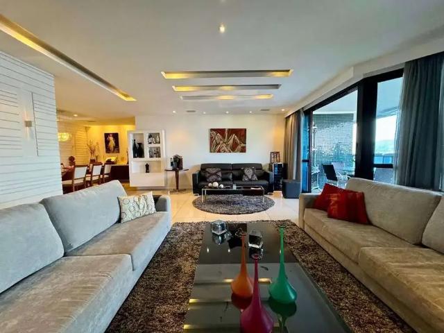 Apartamento venda em Região Praias da Baía, Niterói