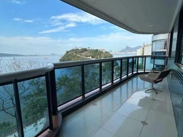 Apartamento venda em Região Praias da Baía, Niterói