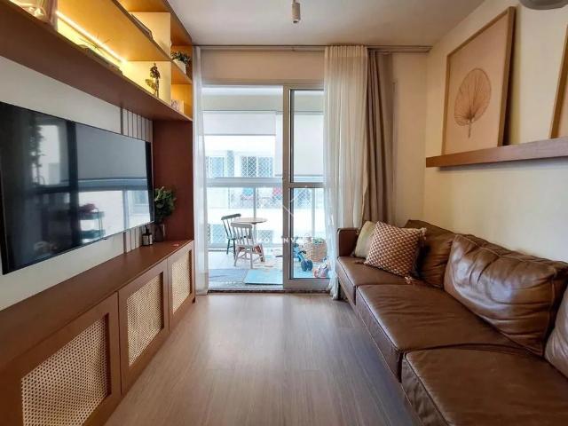 Apartamento venda em Região Praias da Baía, Niterói