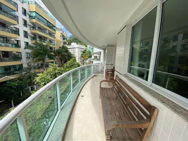 Apartamento venda em Região Praias da Baía, Niterói