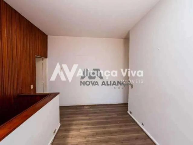 Apartamento venda em Região Praias da Baía, Niterói