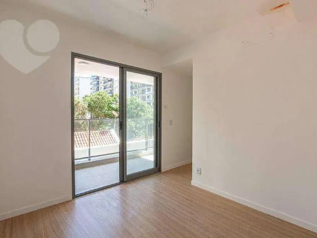 Apartamento venda em Região Praias da Baía, Niterói