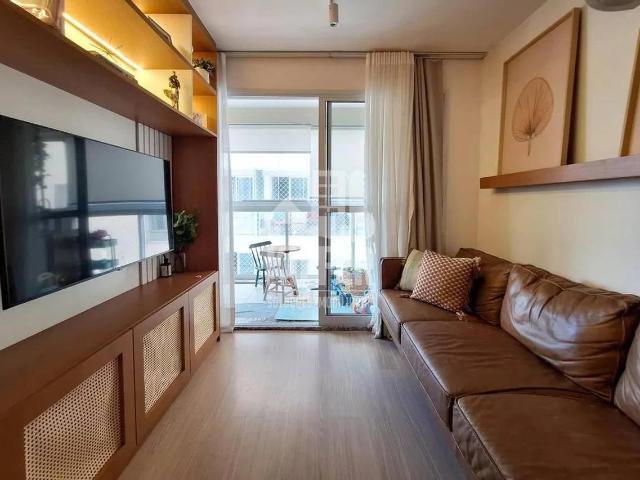 Apartamento venda em Região Praias da Baía, Niterói