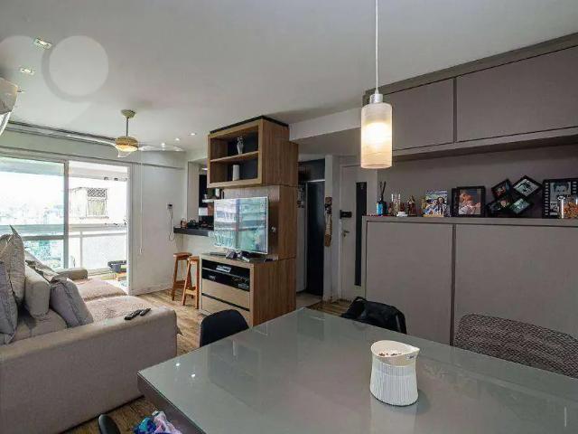 Apartamento venda em Região Praias da Baía, Niterói