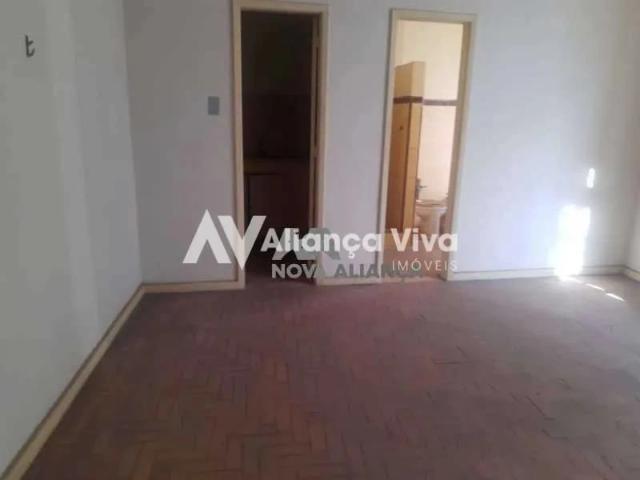 Apartamento venda em Região Praias da Baía, Niterói