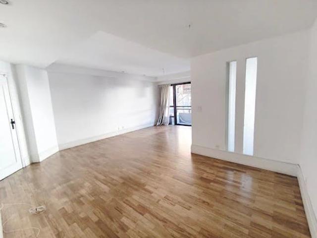 Apartamento venda em Nova Friburgo, Região Geográfica Intermediária de Petrópolis