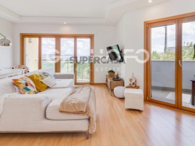 Casa venda em Jardim da Amoreira, Odivelas