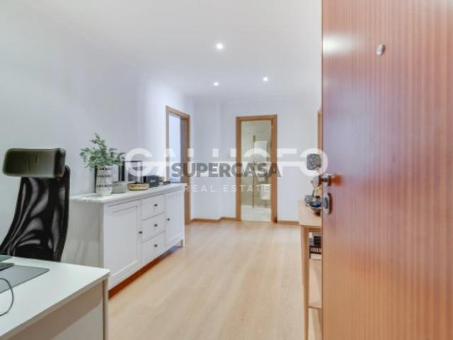 Casa venda em Pedrenais Sul, Odivelas