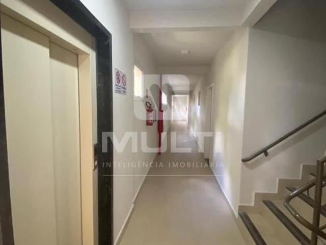 Apartamento venda em Região Geográfica Imediata de Uberlândia, Oliveira Fortes