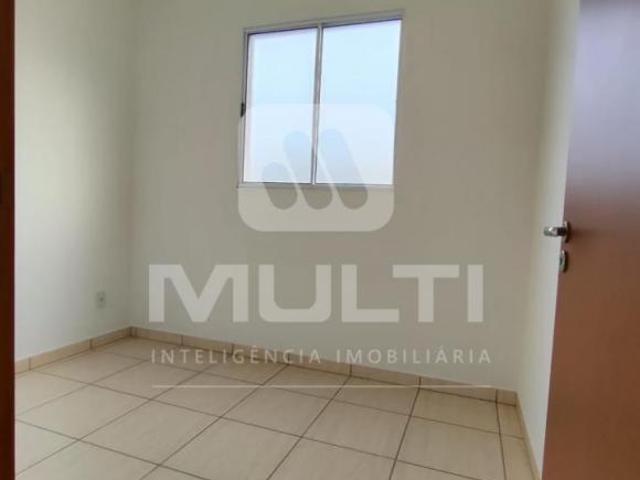 Apartamento venda em Região Geográfica Imediata de Uberlândia, Oliveira Fortes