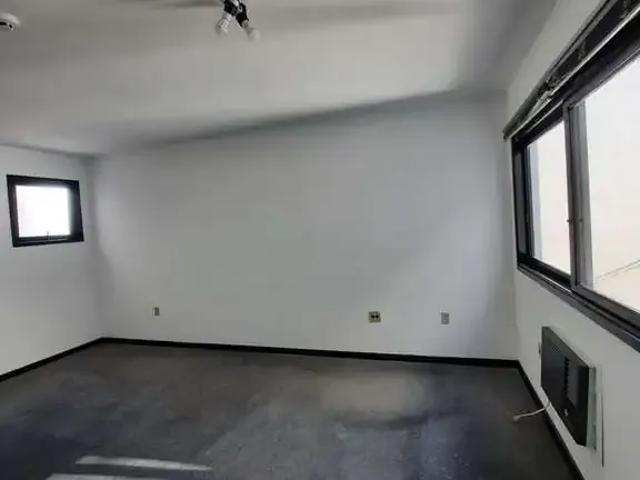 Apartamento venda em Região Geográfica Imediata de Pelotas, Aglomeração Urbana do Sul